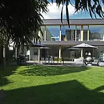 B6 - Die Moderne Architektenvilla Fuer 2-6 Personen, Nuernberg